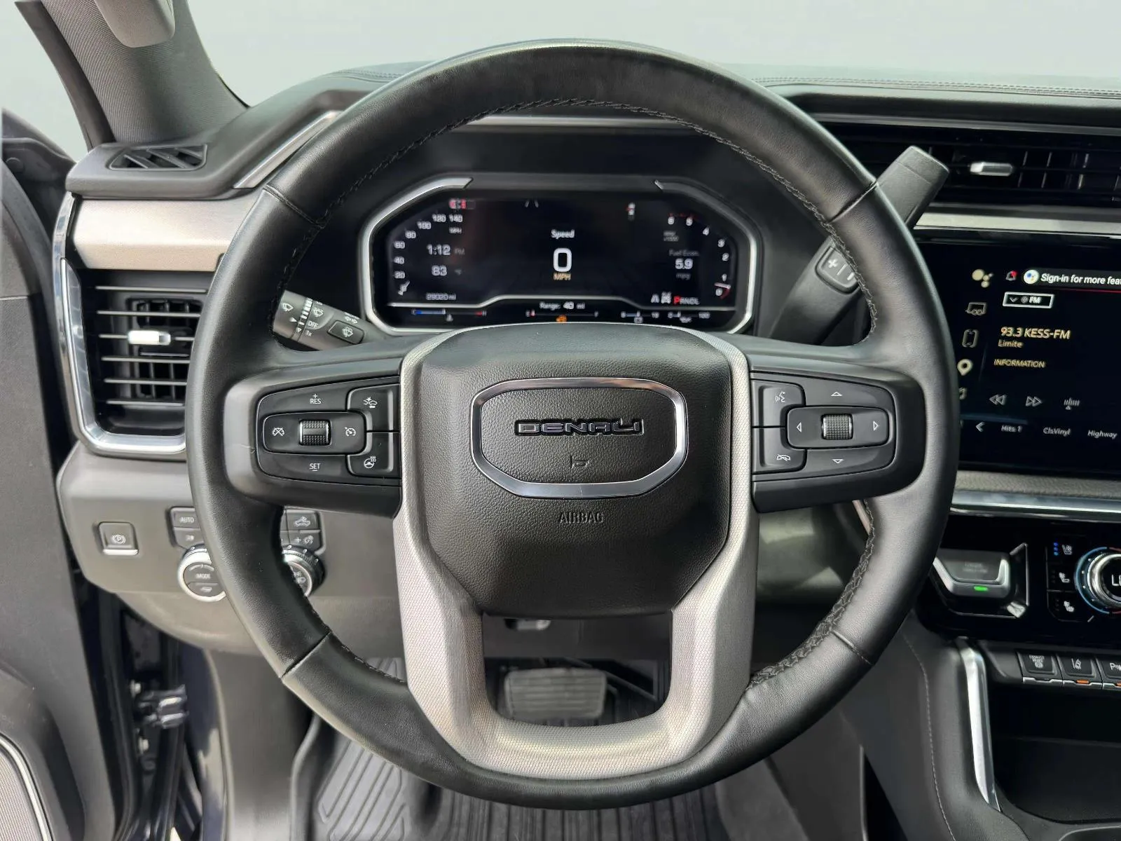GMC Sierra photo 31