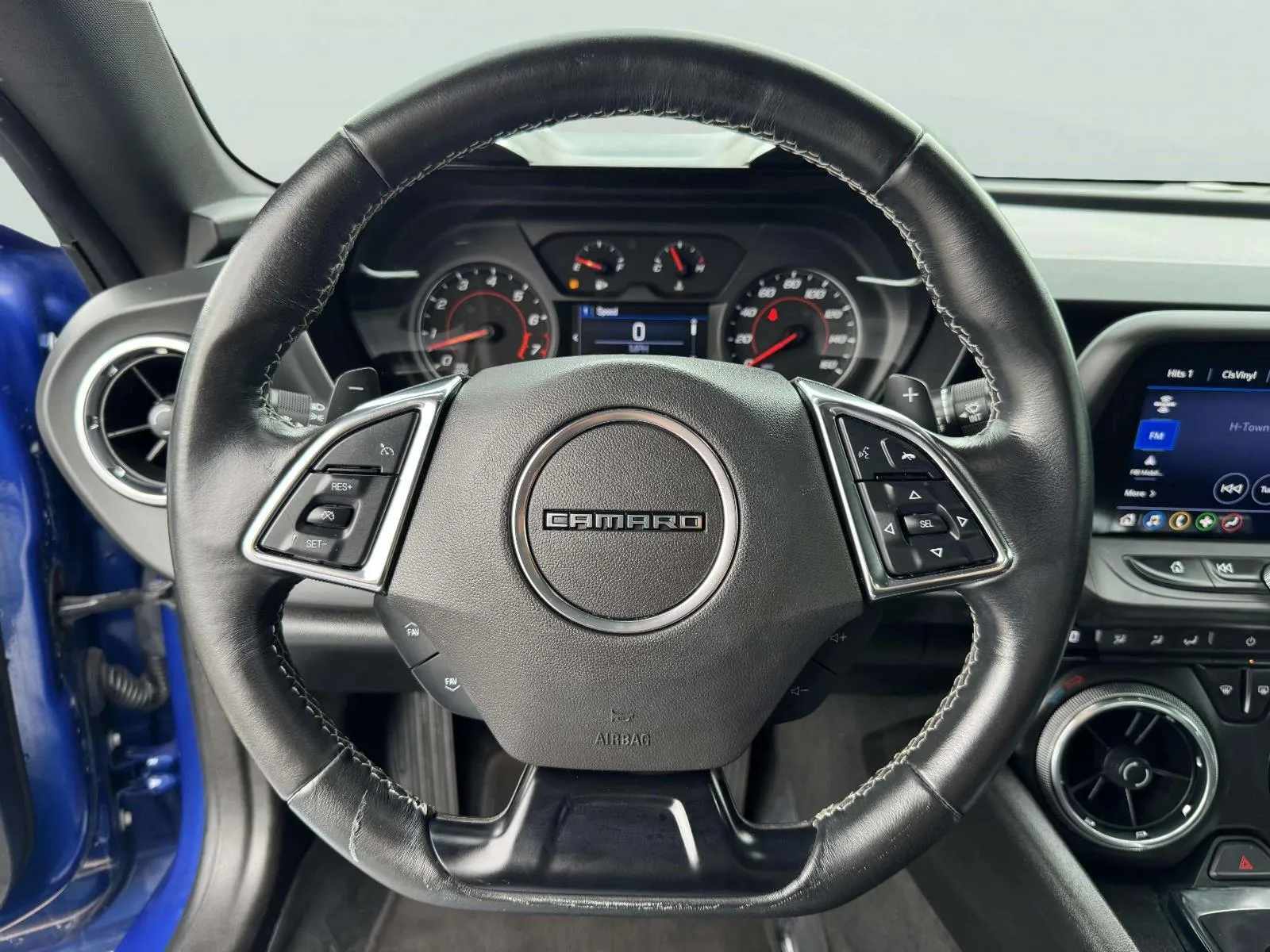 2023 Chevrolet Camaro 23