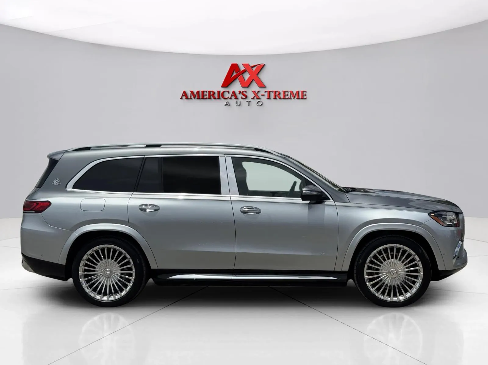 Mercedes-Benz GLS photo 7