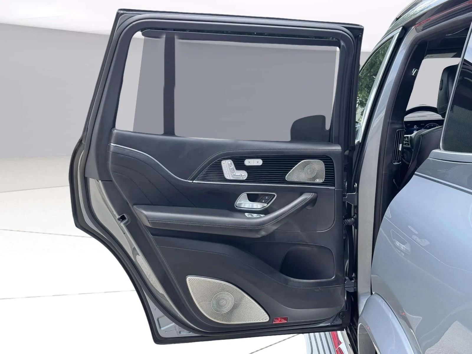 Mercedes-Benz GLS photo 58