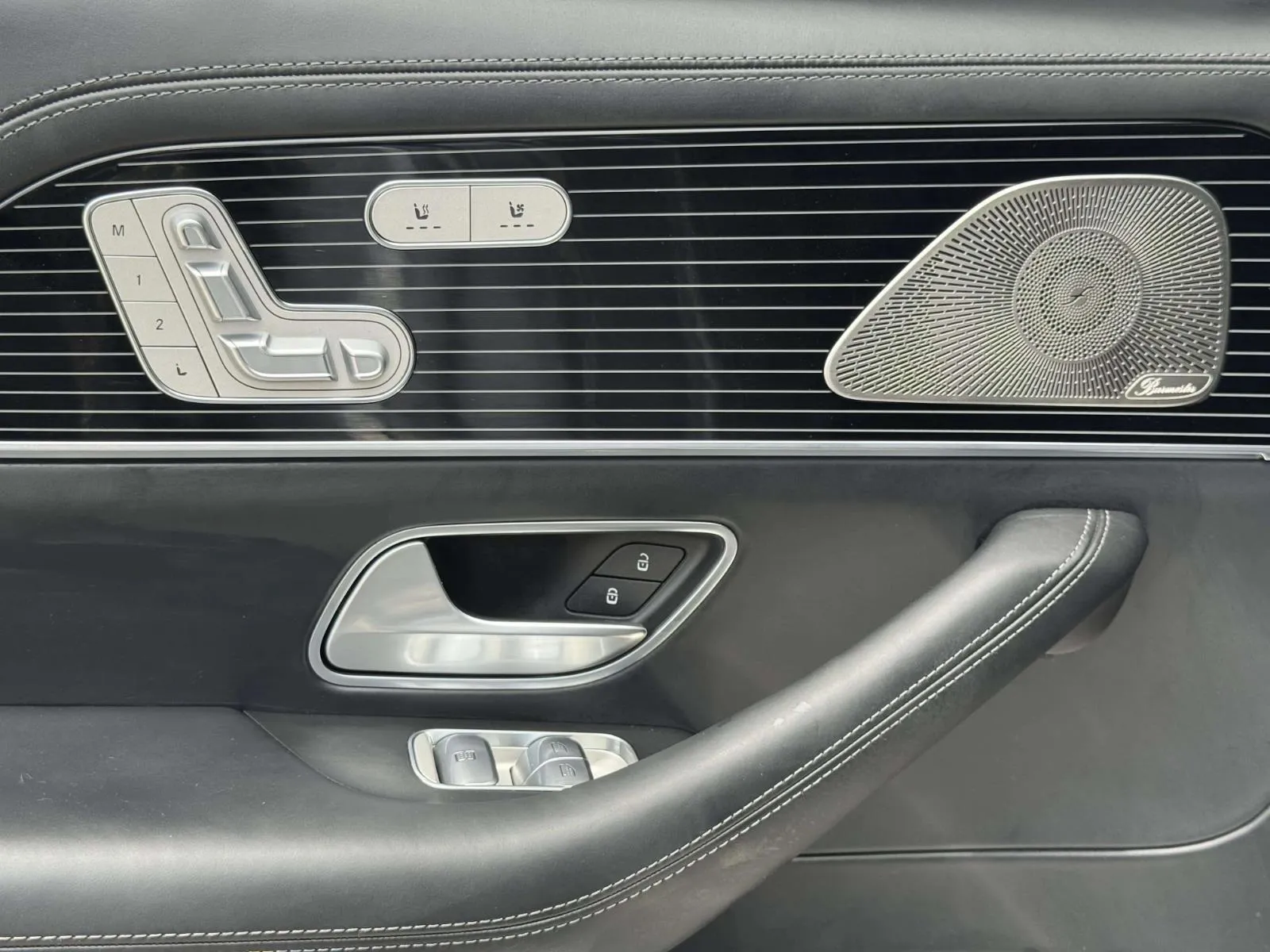 Mercedes-Benz GLS photo 60