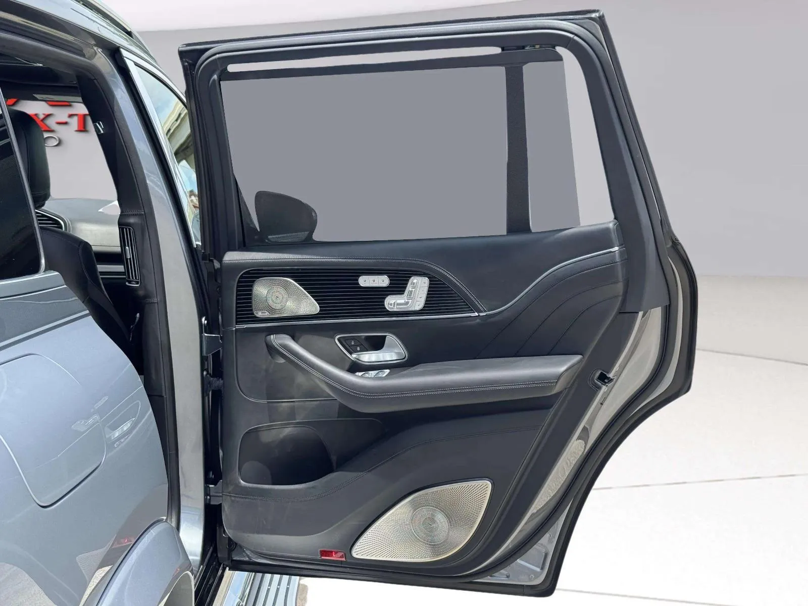 Mercedes-Benz GLS photo 85