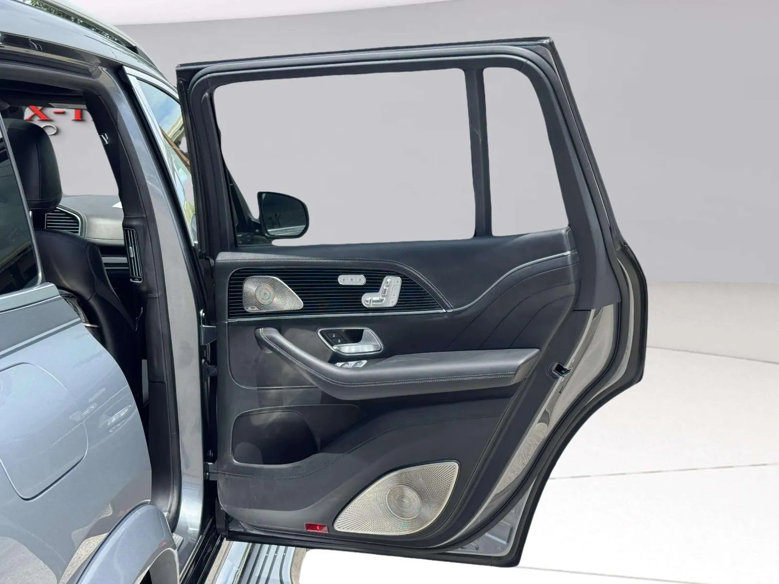 Mercedes-Benz GLS photo 86