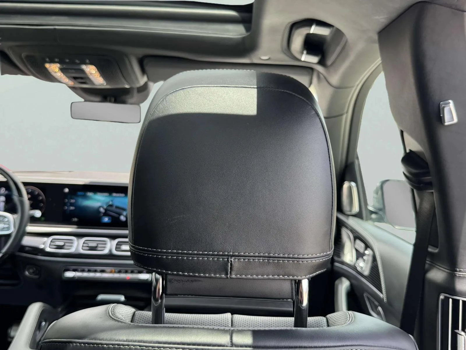 Mercedes-Benz GLS photo 96