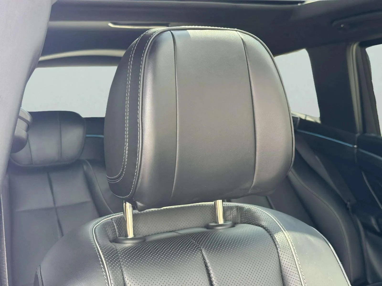 Mercedes-Benz GLS photo 106