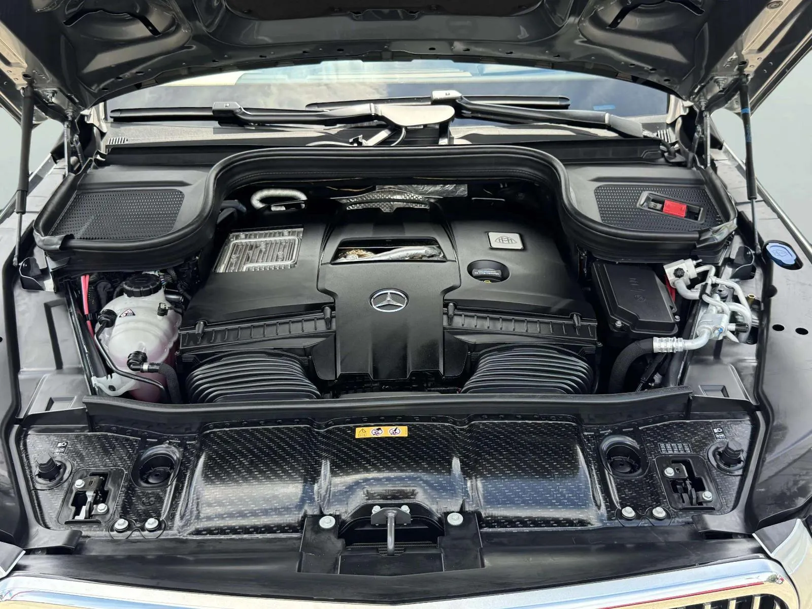 Mercedes-Benz GLS photo 122