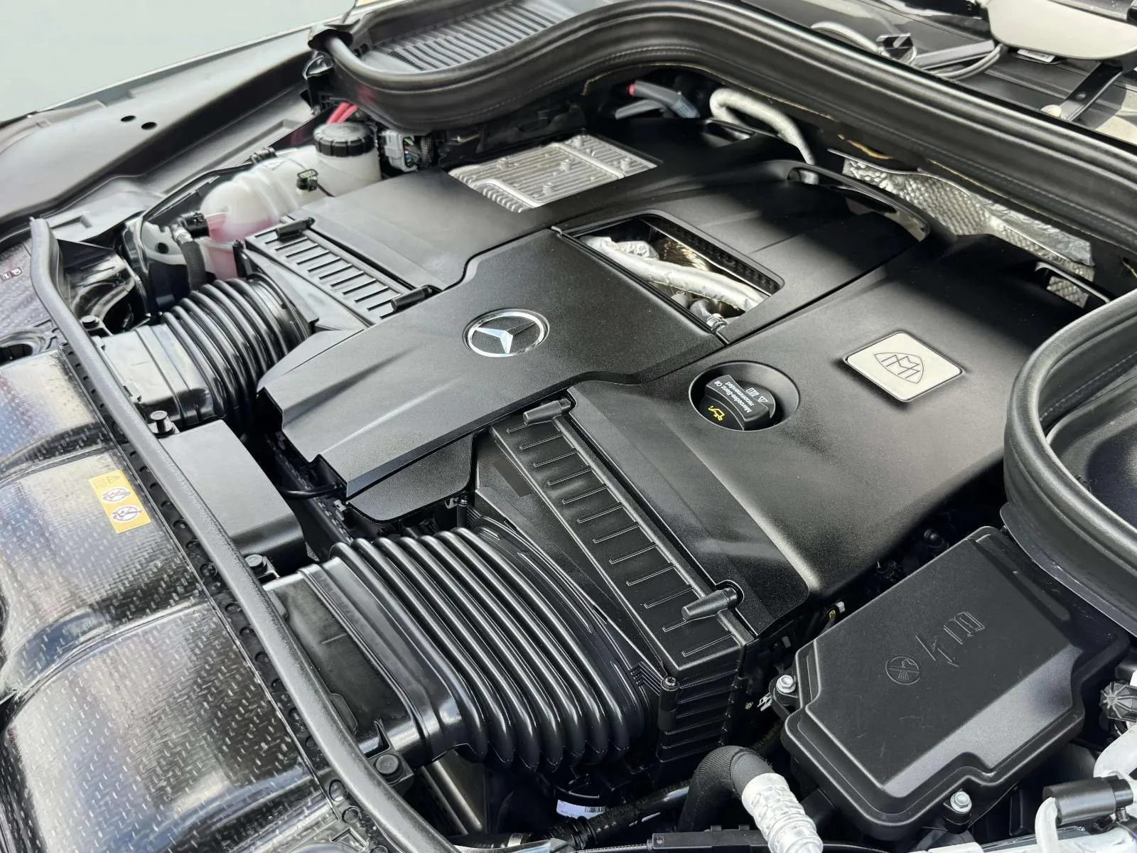 Mercedes-Benz GLS photo 127