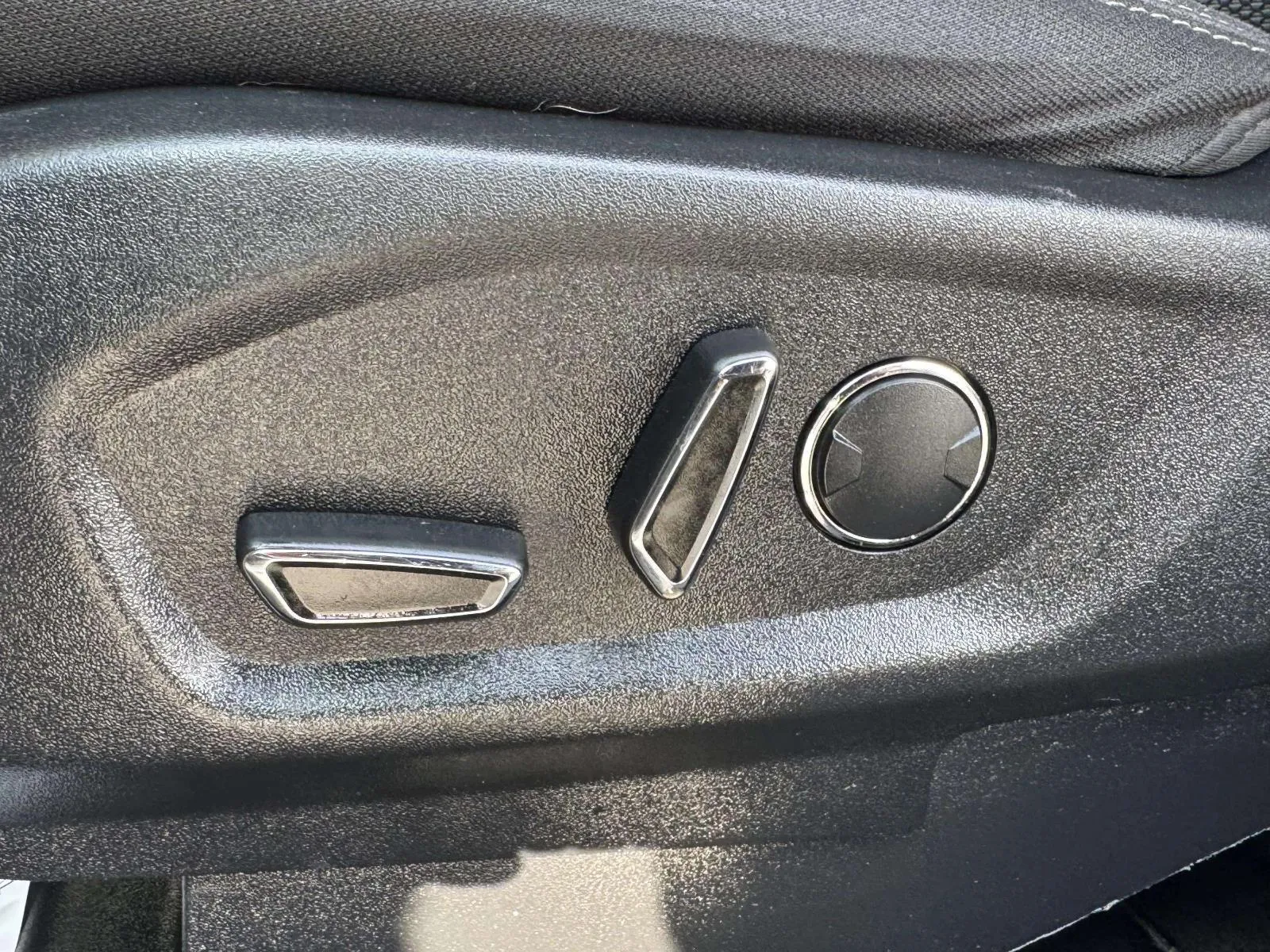 Ford Explorer photo 15
