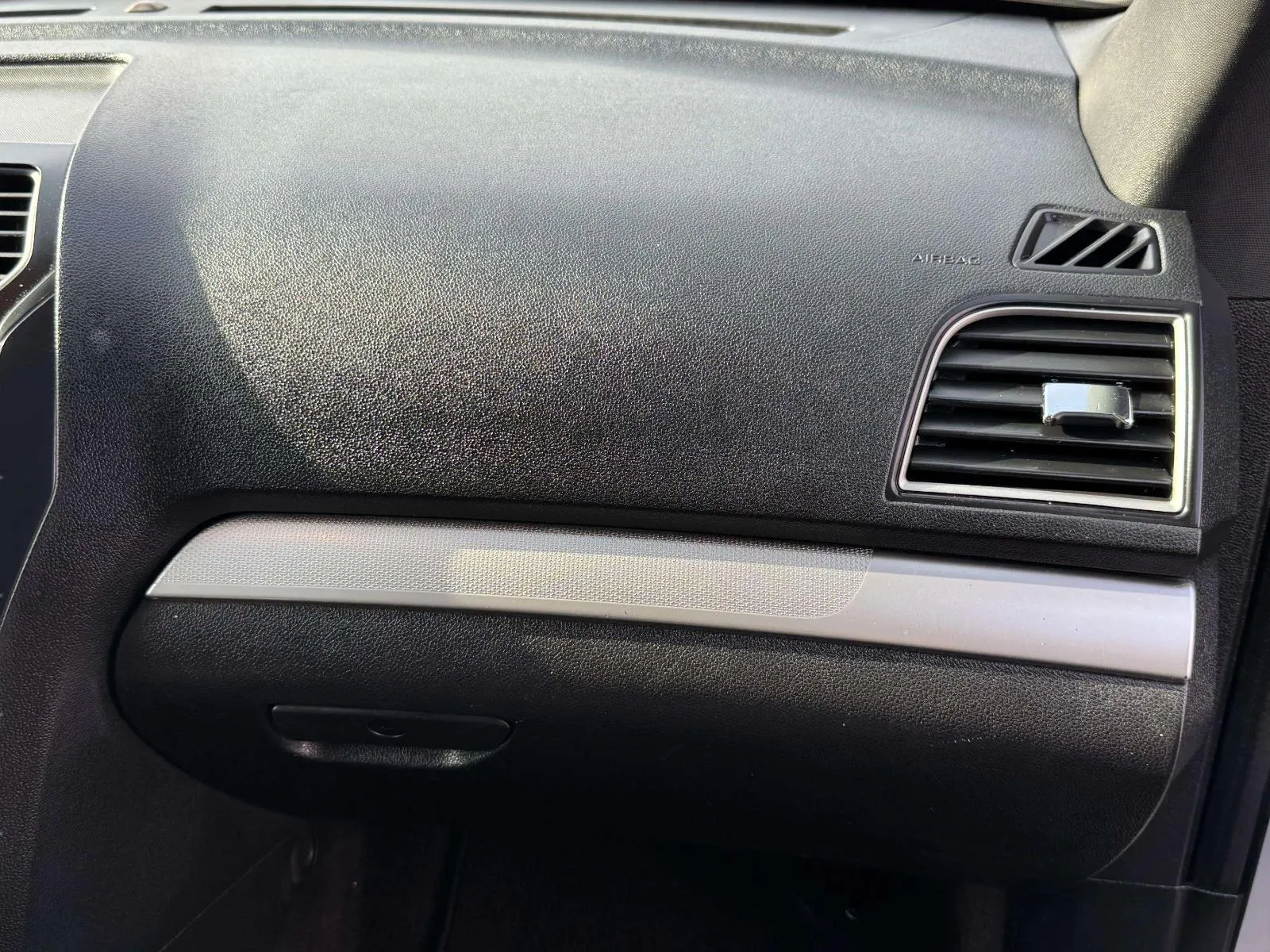 Ford Explorer photo 44