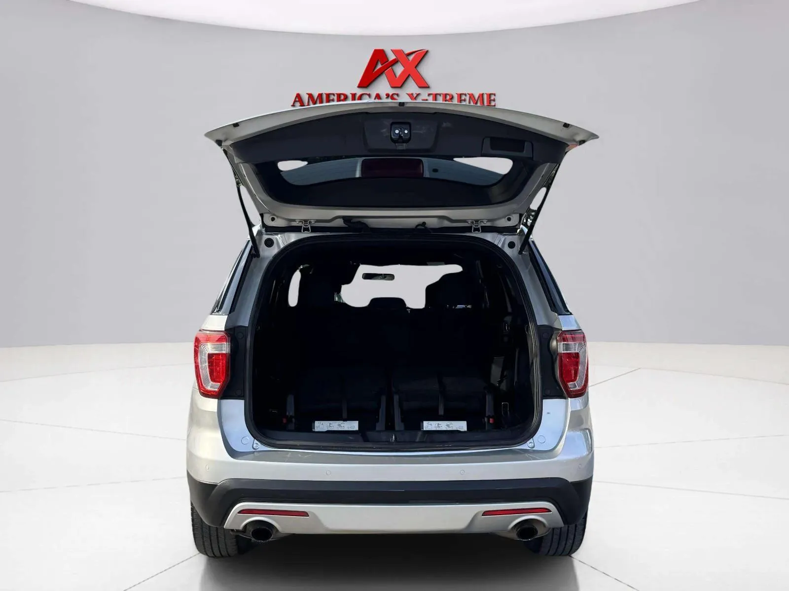 Ford Explorer photo 48