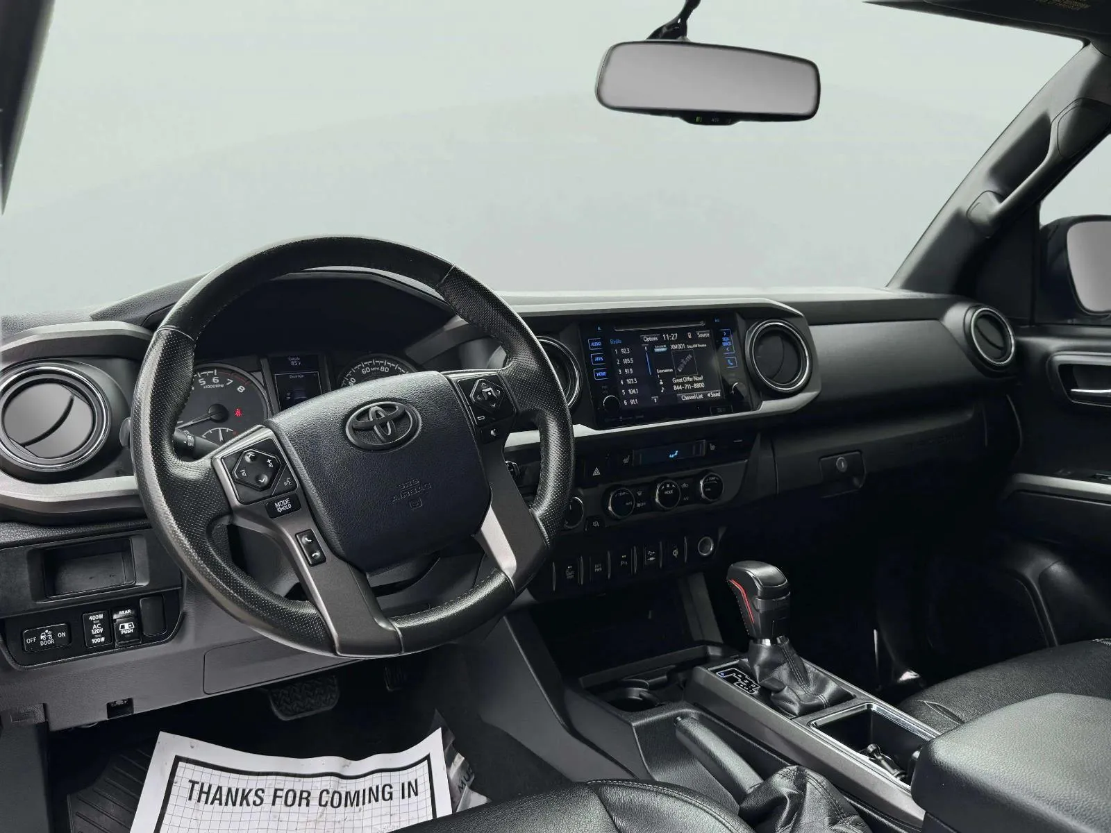 Toyota Tacoma photo 15