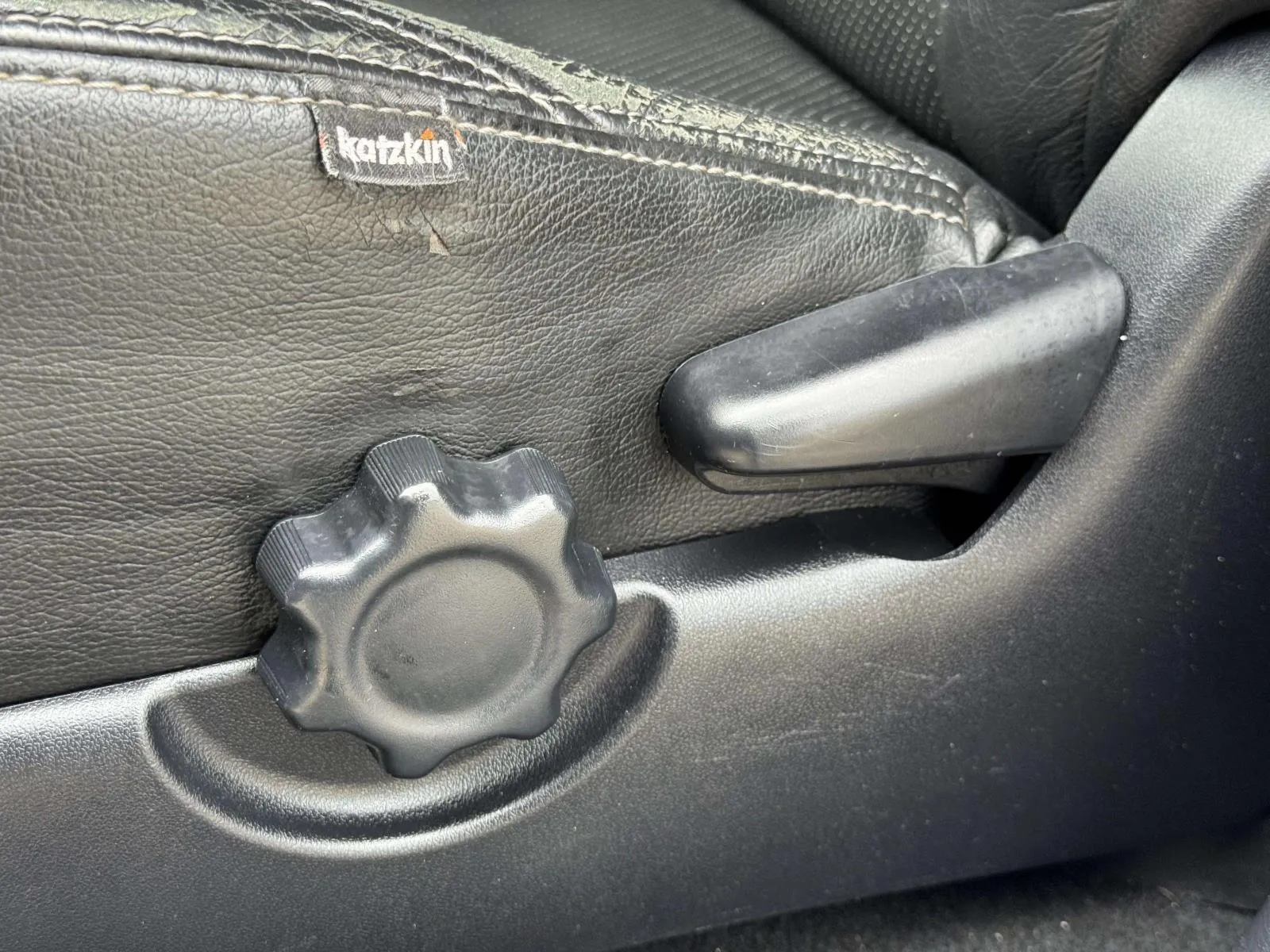 Toyota Tacoma photo 16