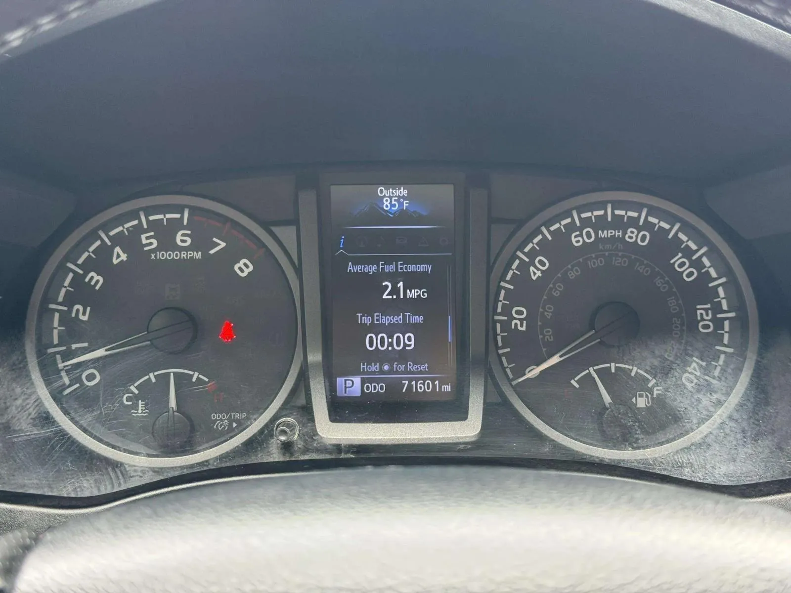 Toyota Tacoma photo 17