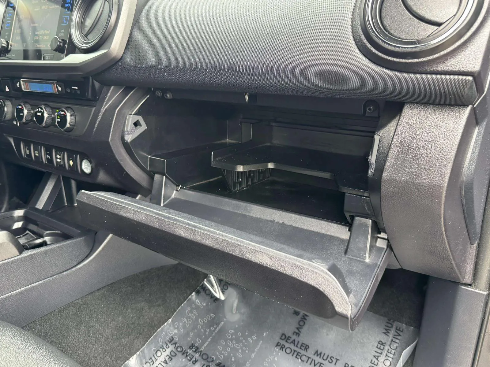 Toyota Tacoma photo 46