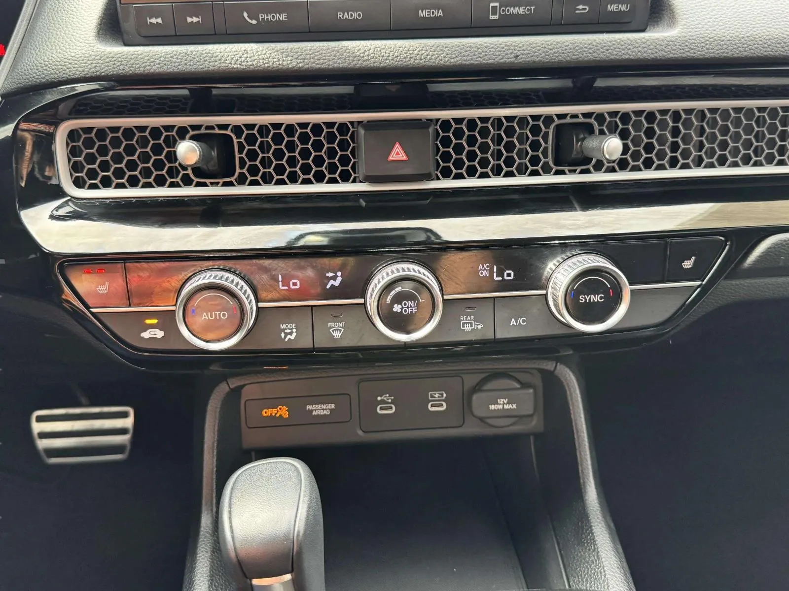 Honda Civic photo 32