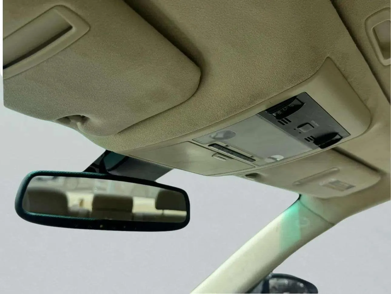 Lexus LS photo 36