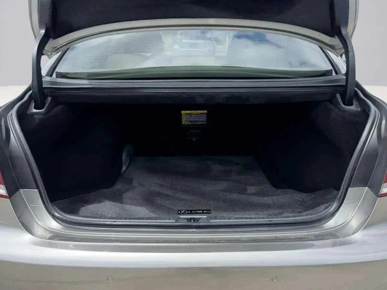 Lexus LS photo 61
