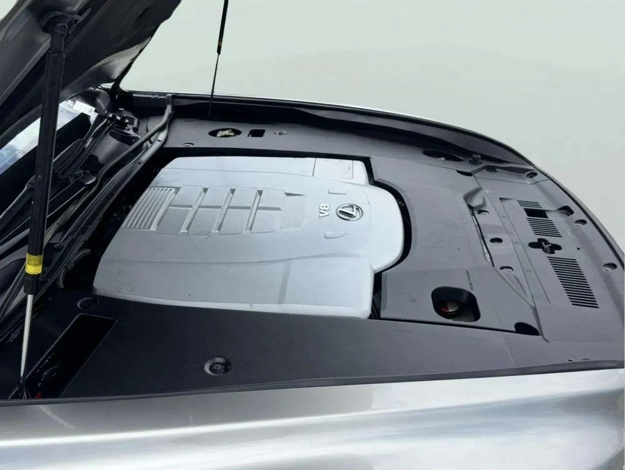 Lexus LS photo 68