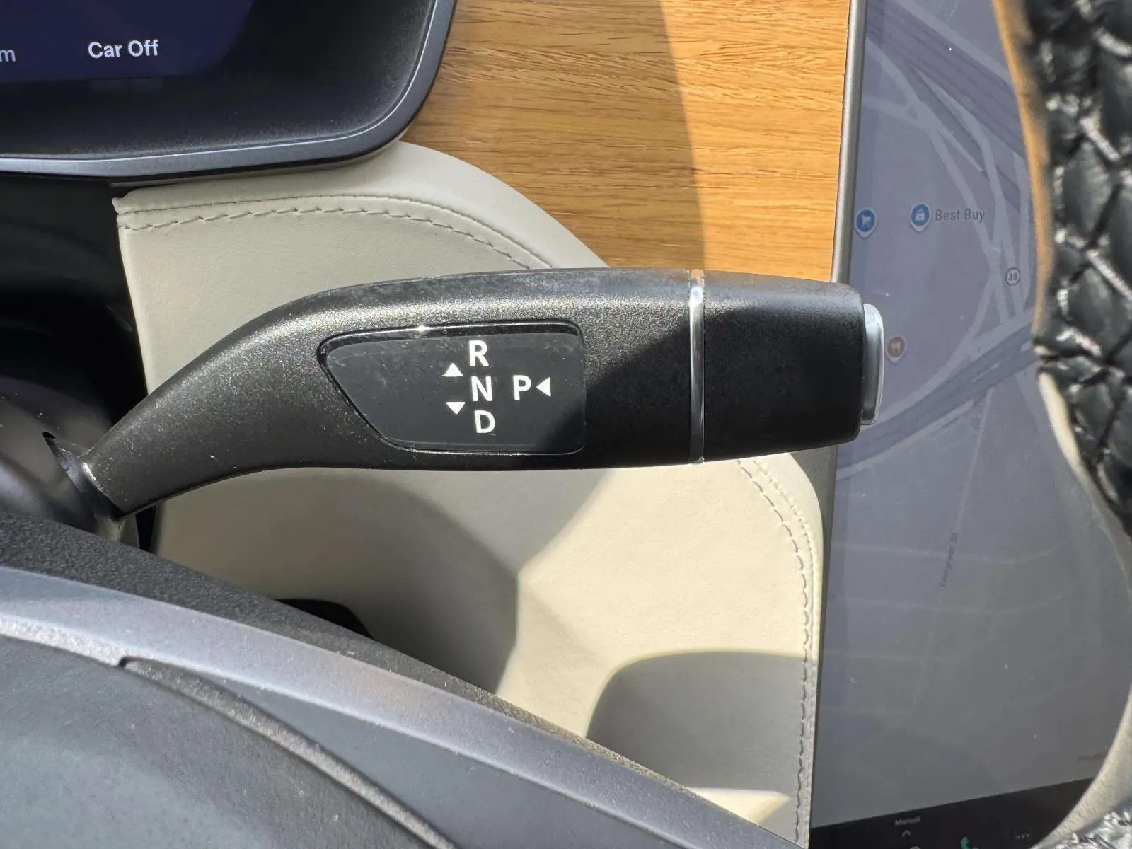 Tesla Model S photo 18