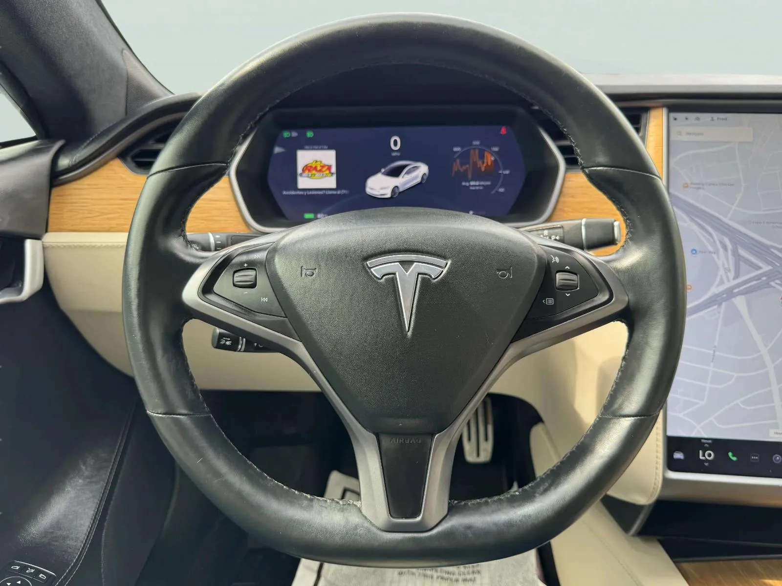 Tesla Model S photo 23