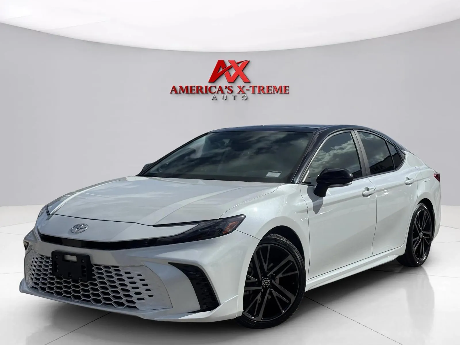 White 2025 Toyota Camry XSE for sale in Houston, TX
