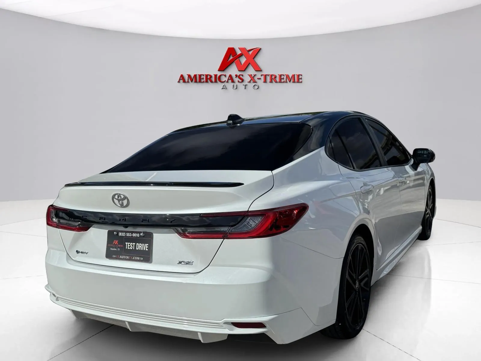 Toyota Camry photo 6