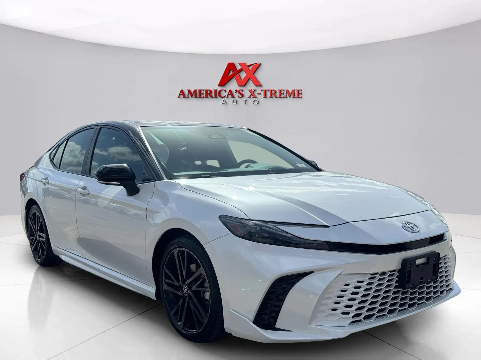 Toyota Camry photo 8