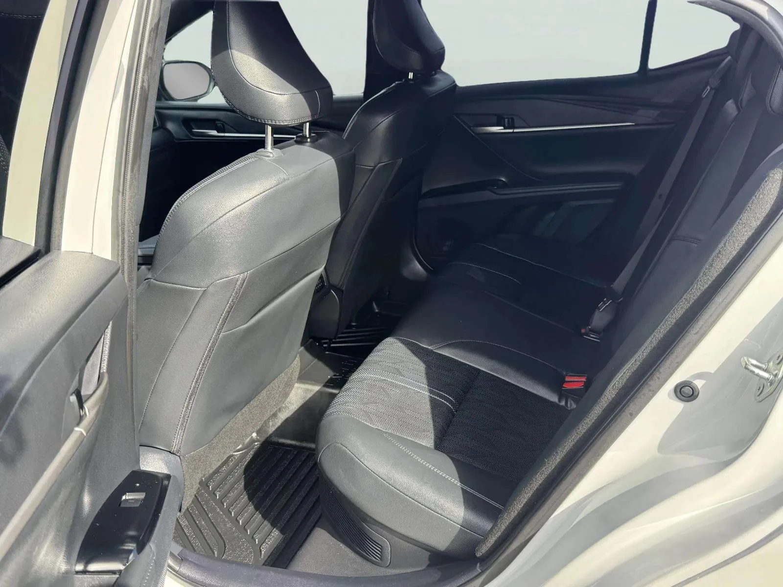 Toyota Camry photo 38
