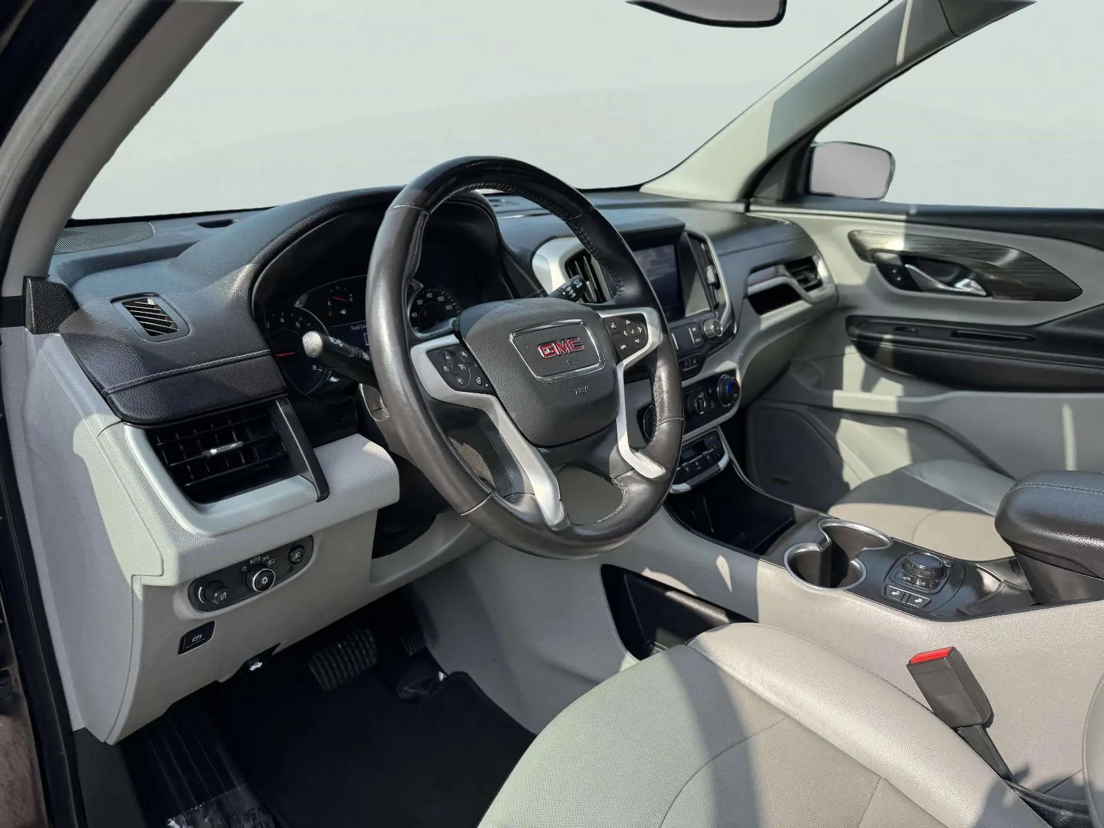 GMC Terrain photo 22