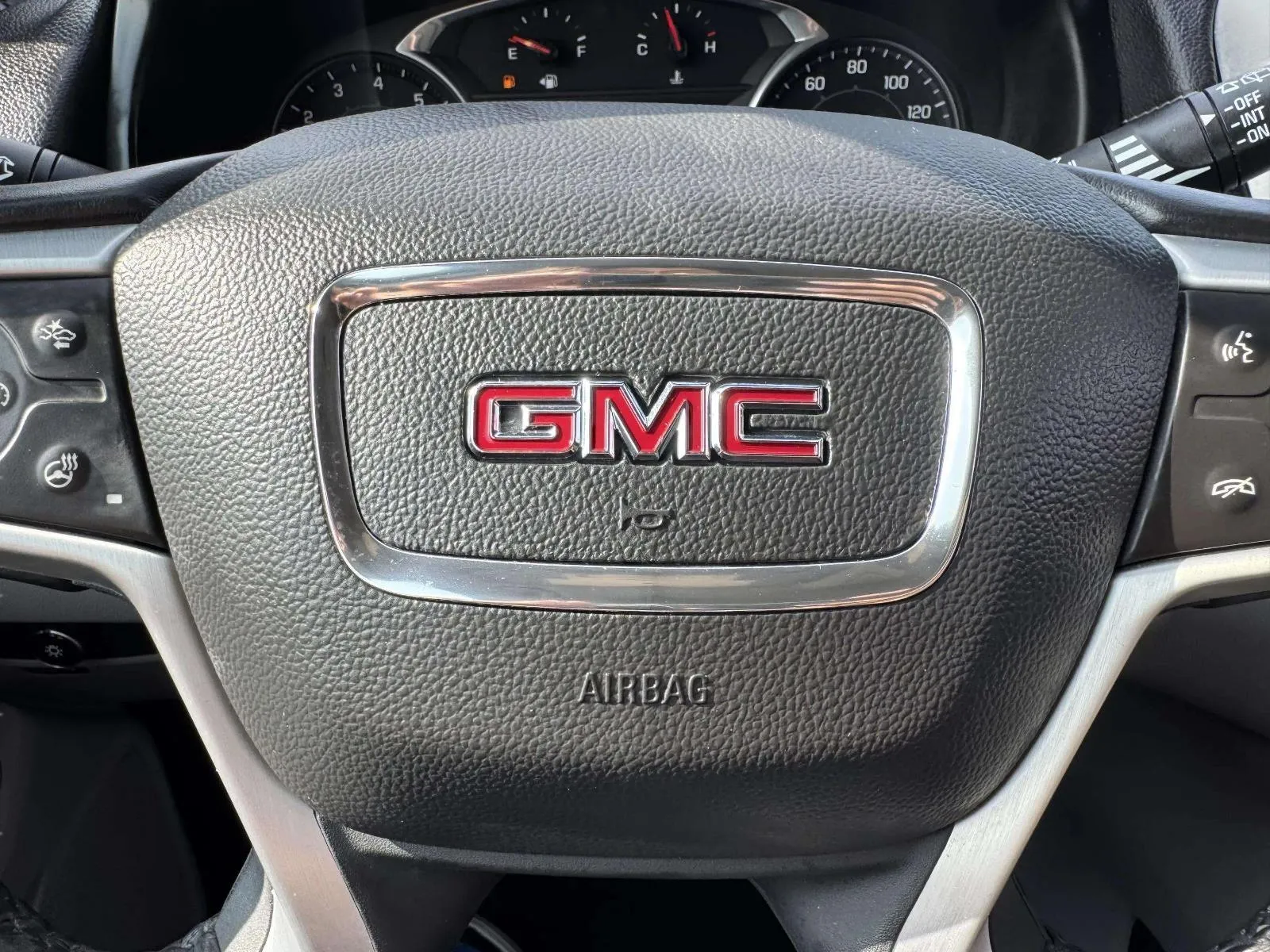 GMC Terrain photo 28