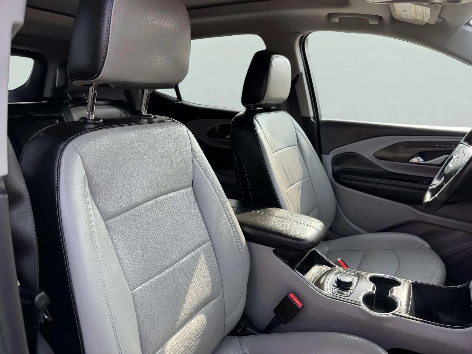 GMC Terrain photo 56