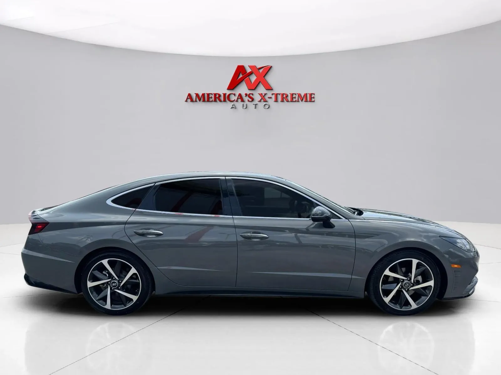 Hyundai Sonata photo 7