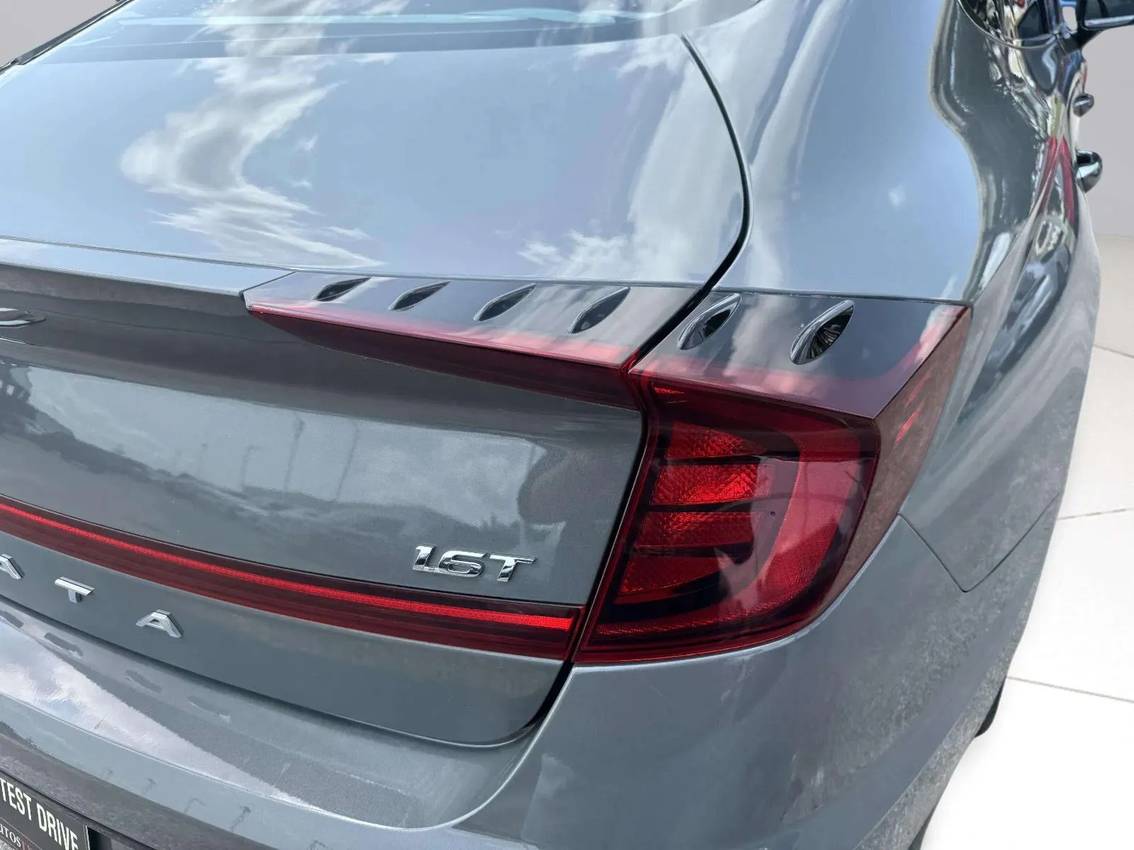 Hyundai Sonata photo 17