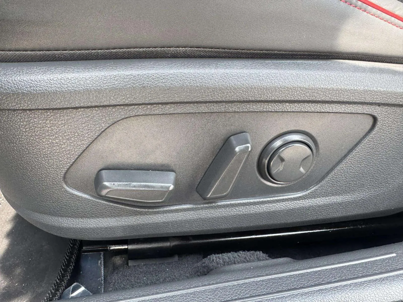 Hyundai Sonata photo 23
