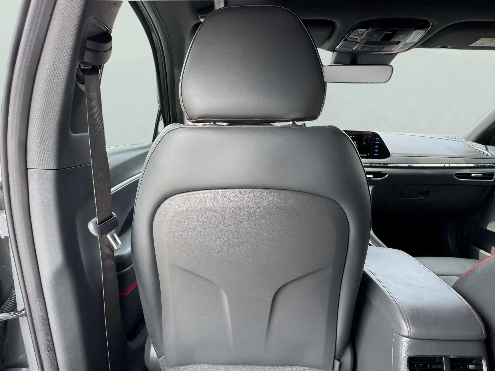 Hyundai Sonata photo 42