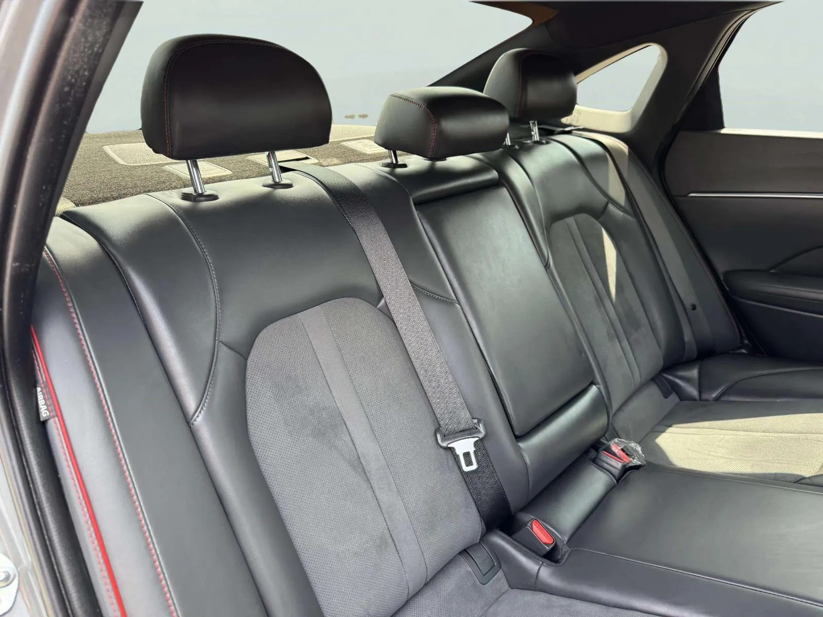 Hyundai Sonata photo 47