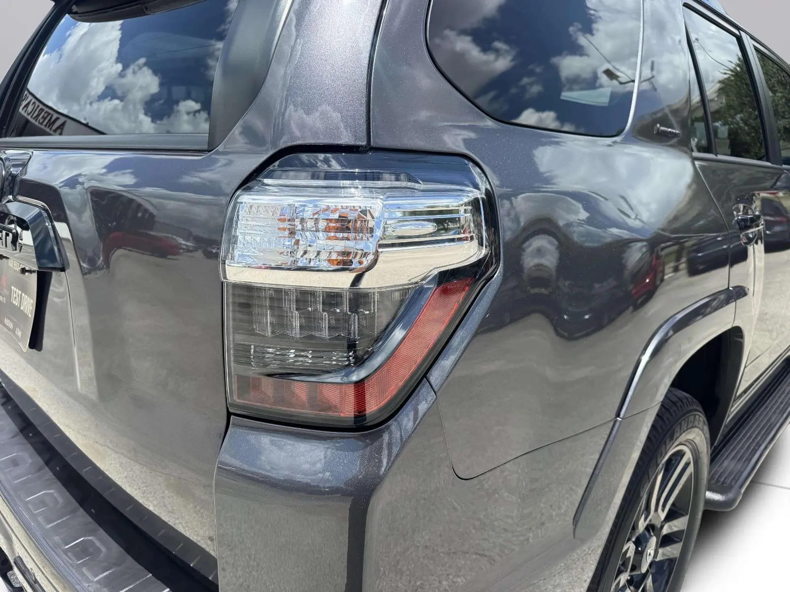 Toyota 4Runner photo 17