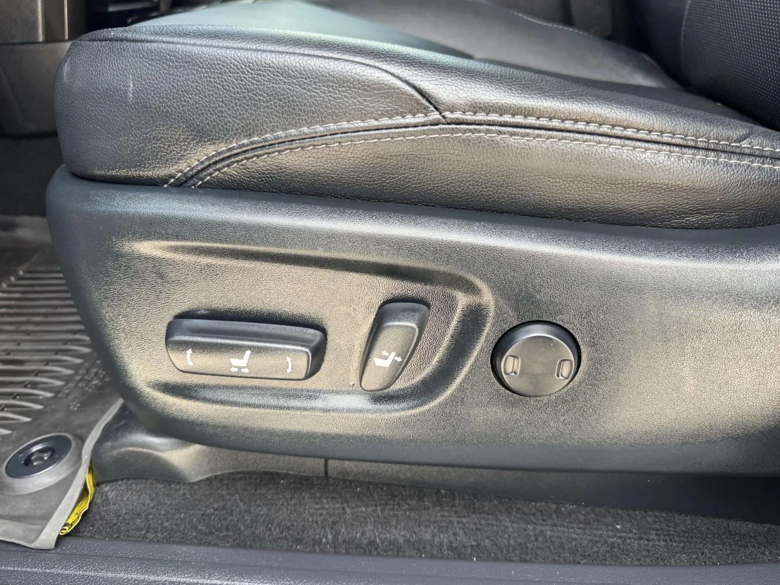 Toyota 4Runner photo 23