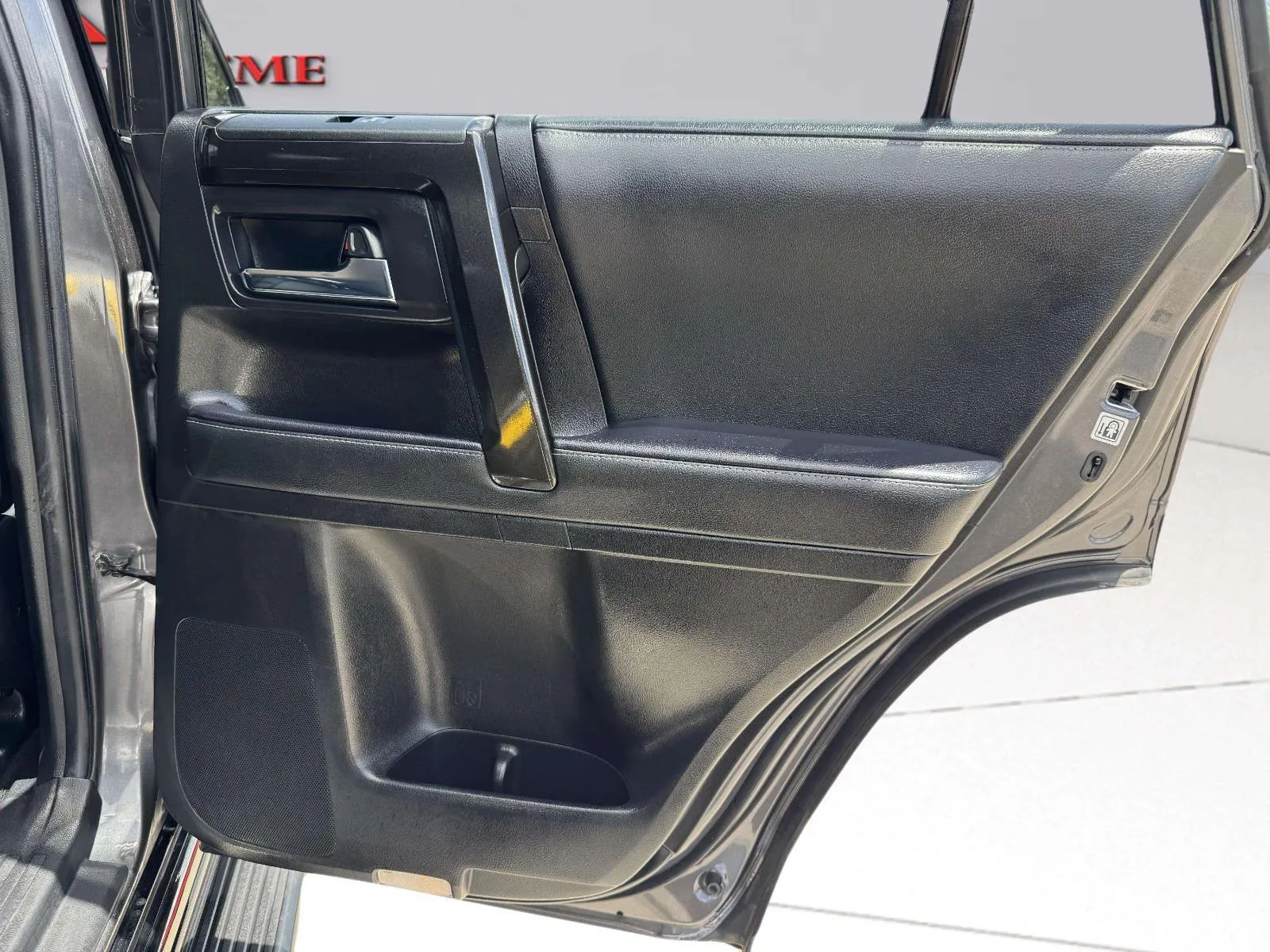 Toyota 4Runner photo 48