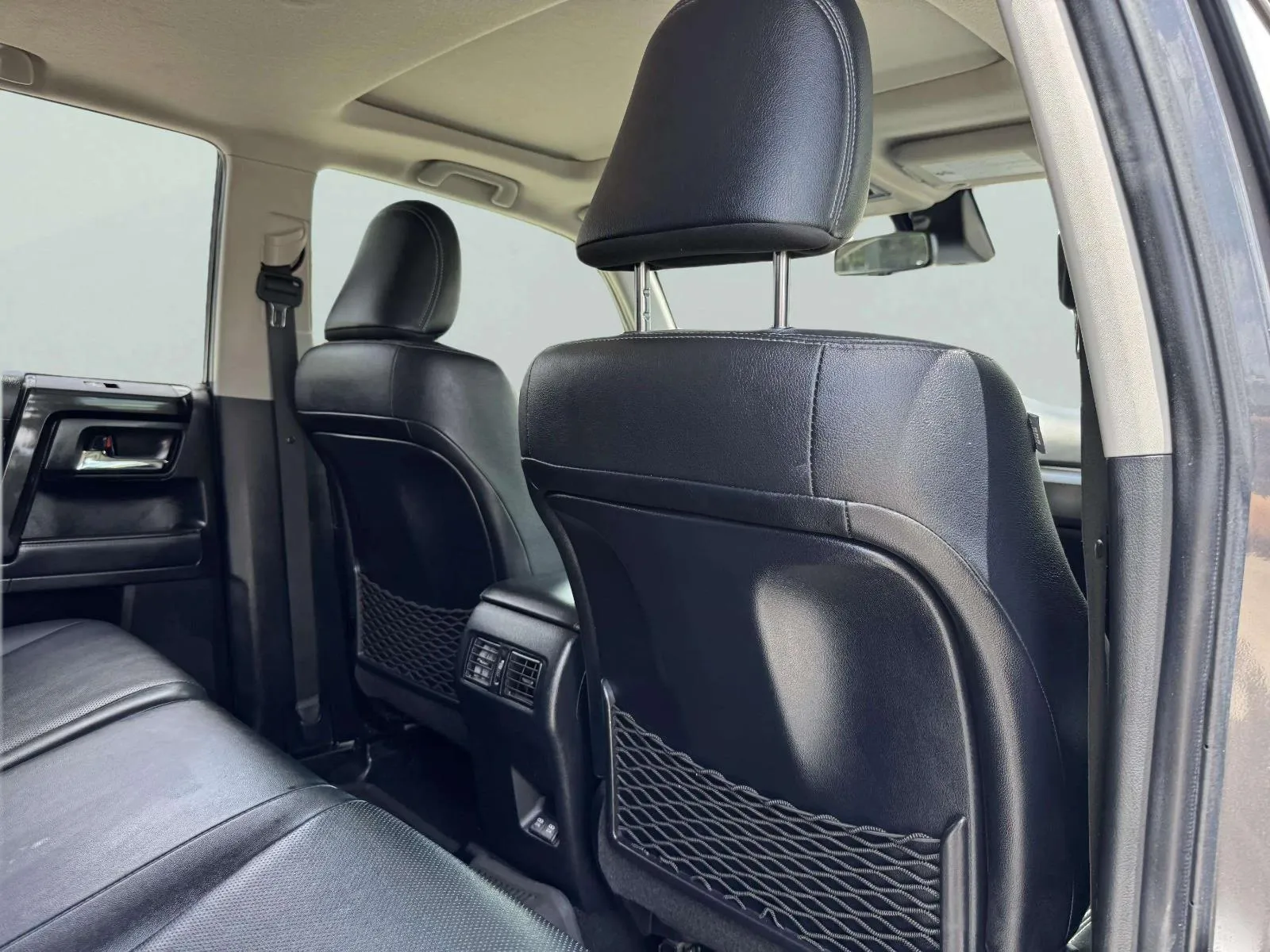 Toyota 4Runner photo 49