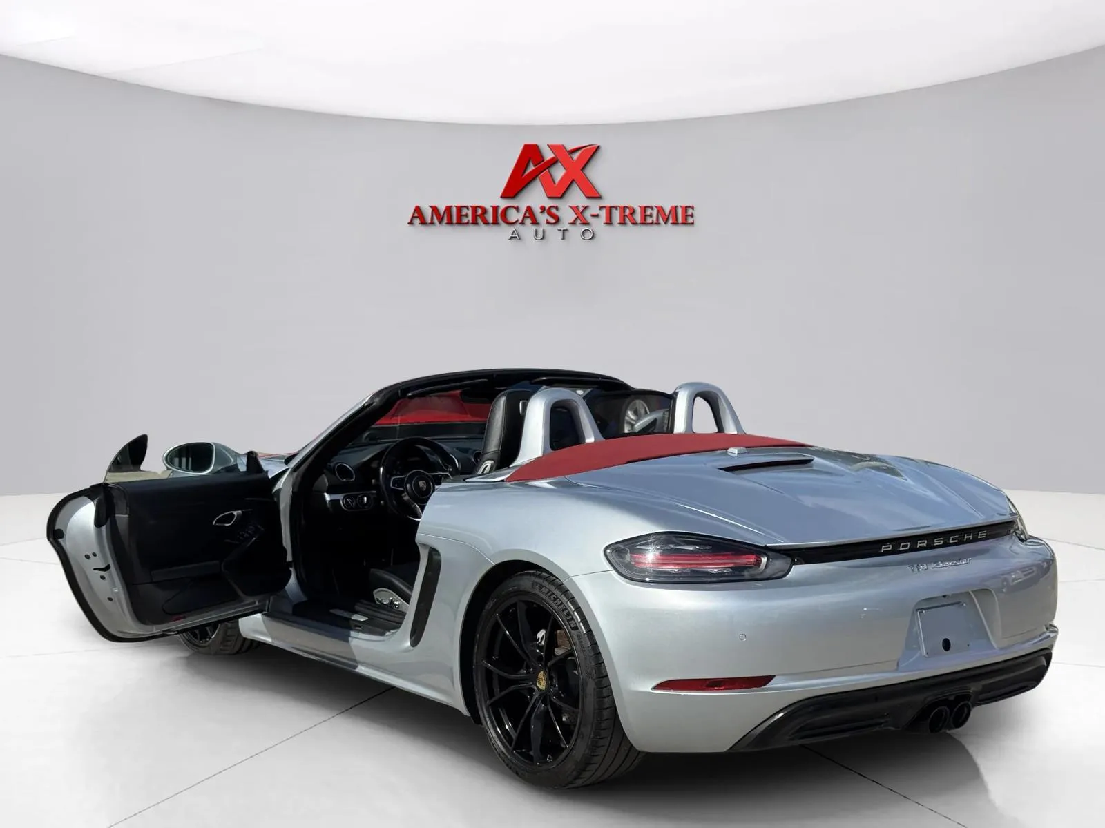 2018 Porsche 718 50