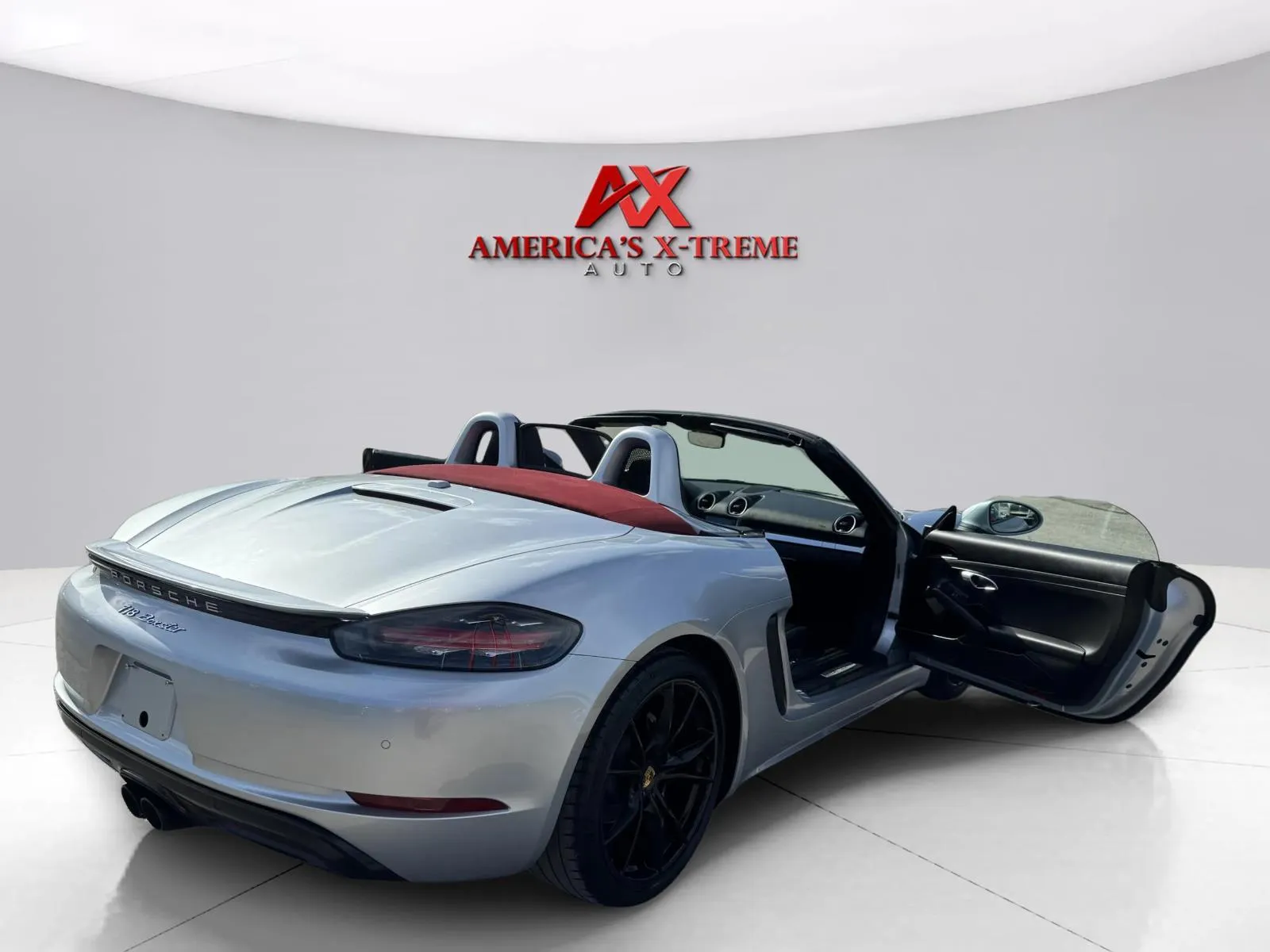 2018 Porsche 718 52