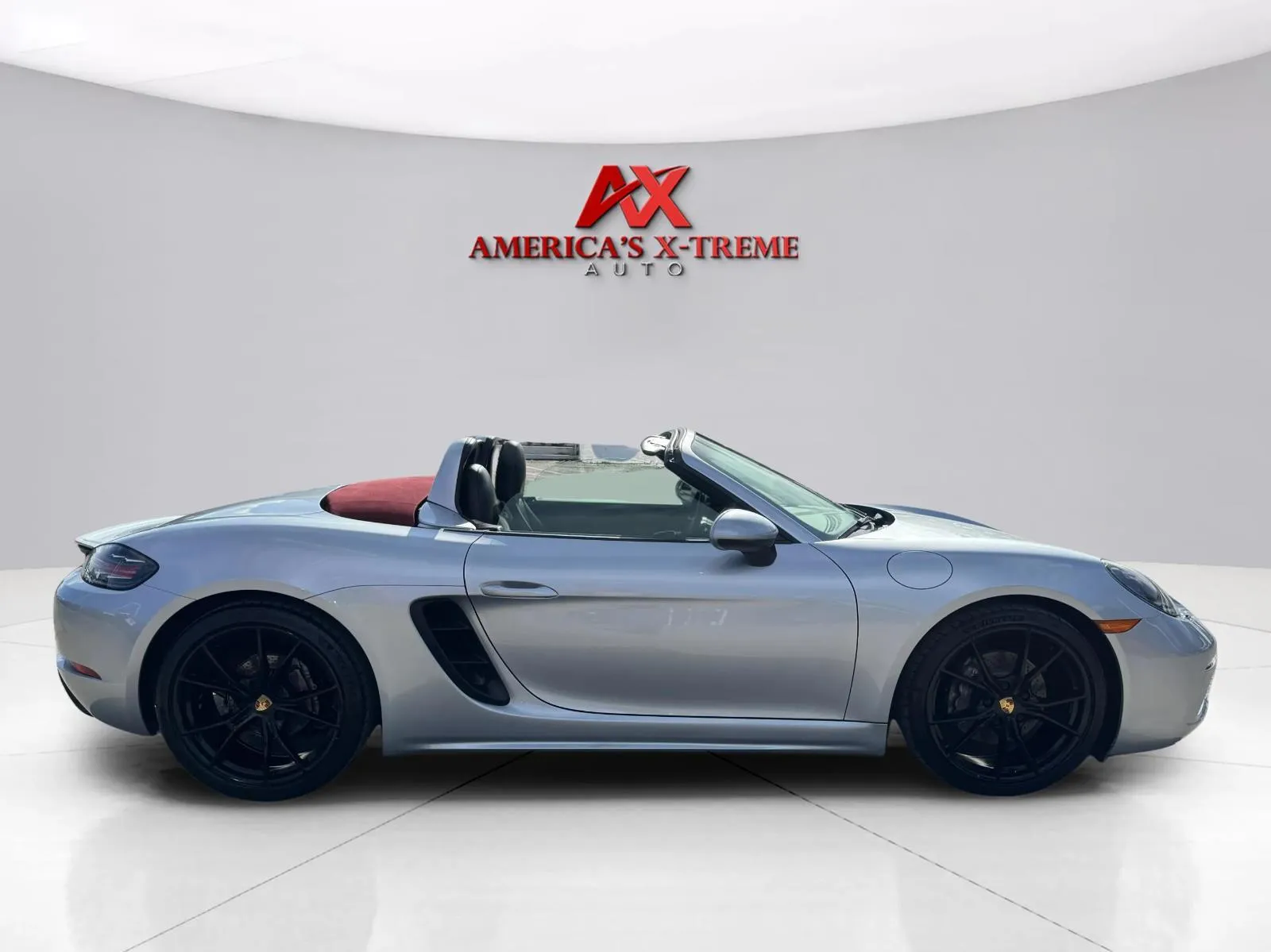 2018 Porsche 718 61