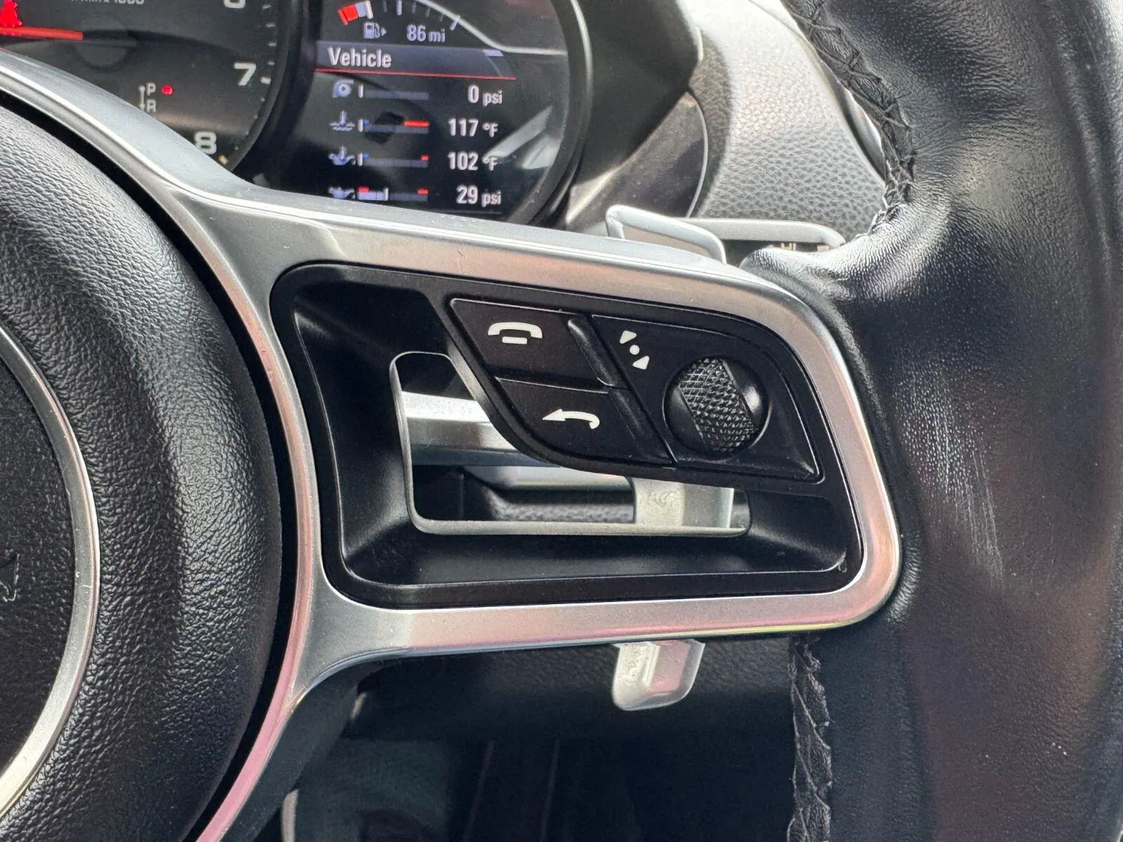 2018 Porsche 718 30