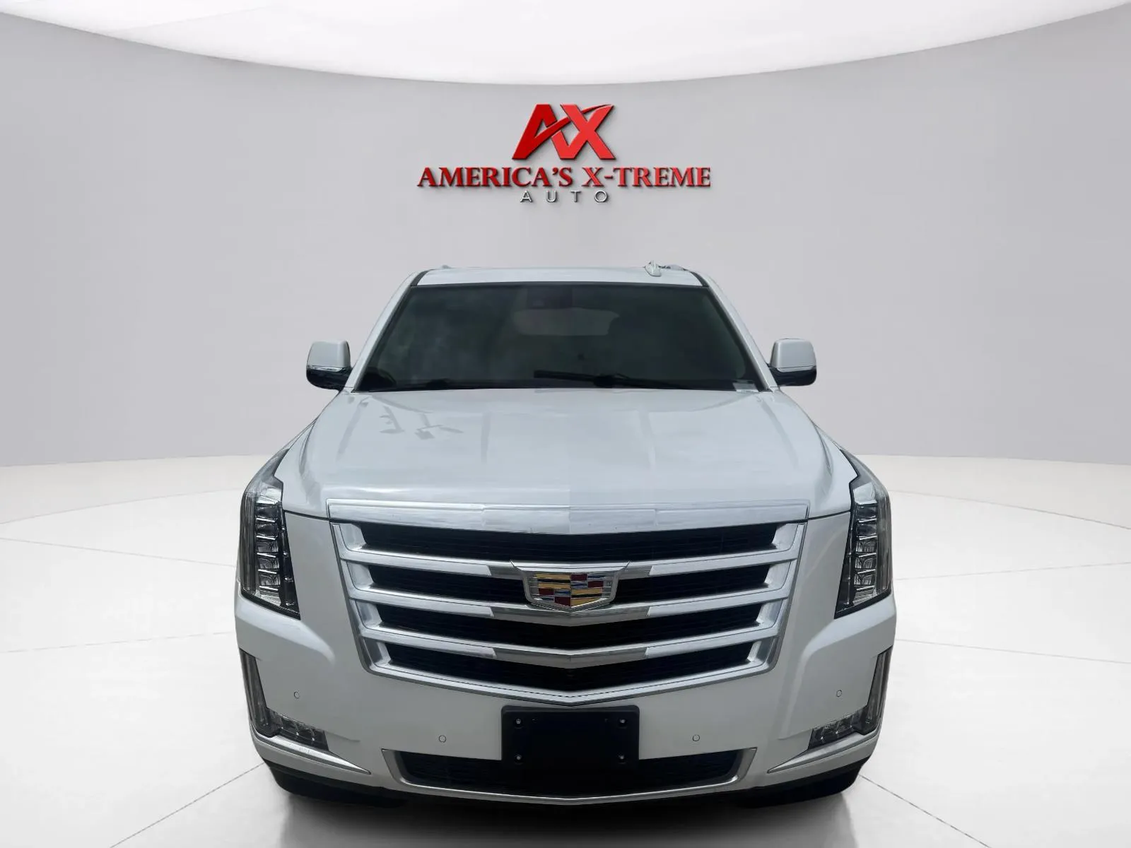 Cadillac Escalade photo 9