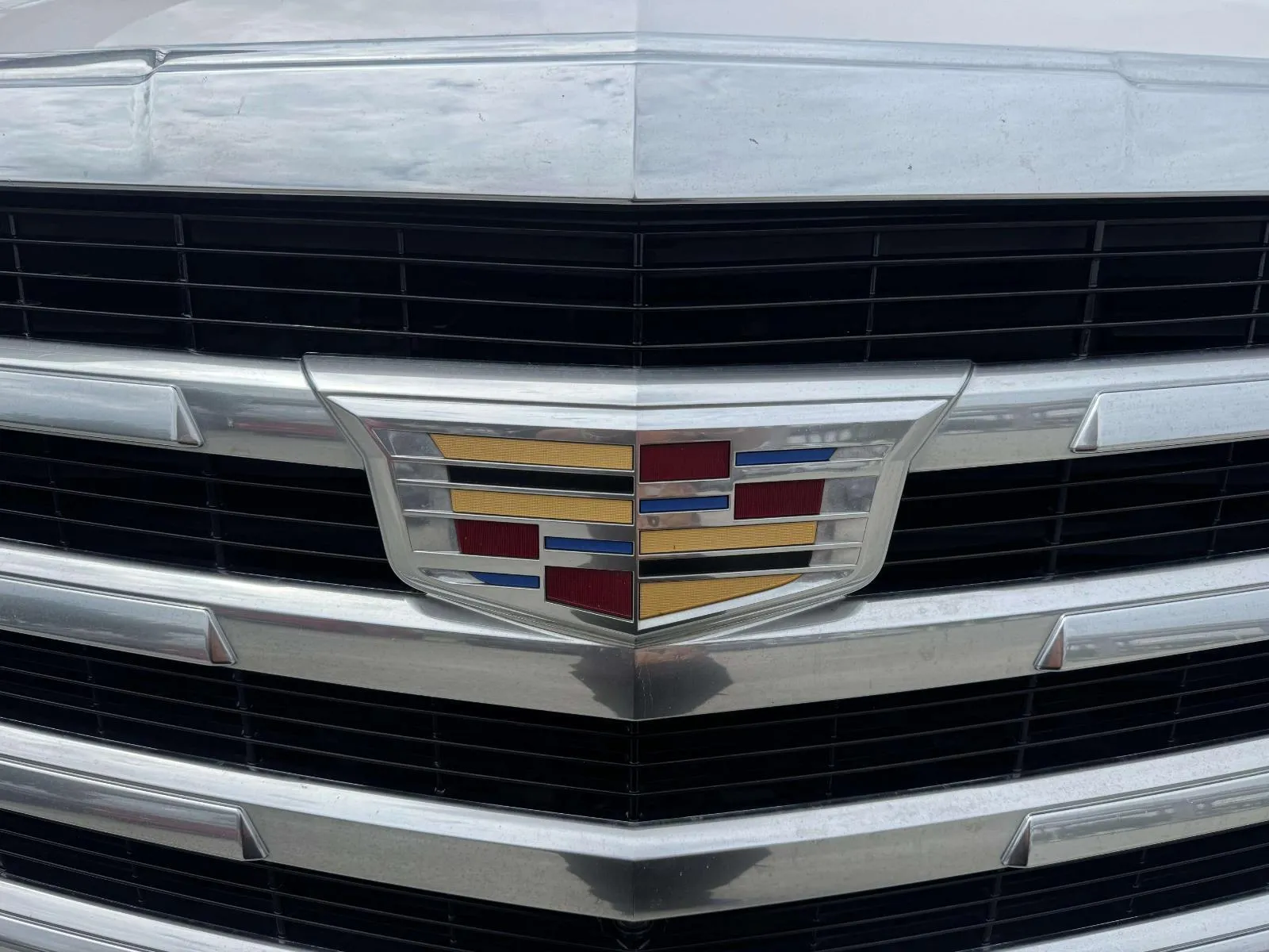 Cadillac Escalade photo 12