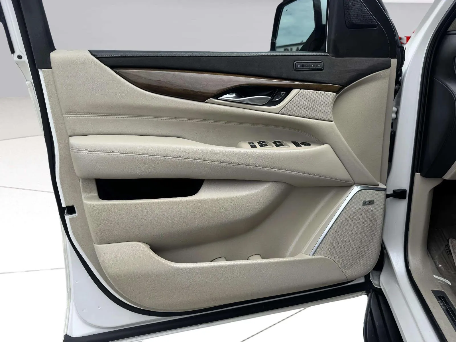 Cadillac Escalade photo 18