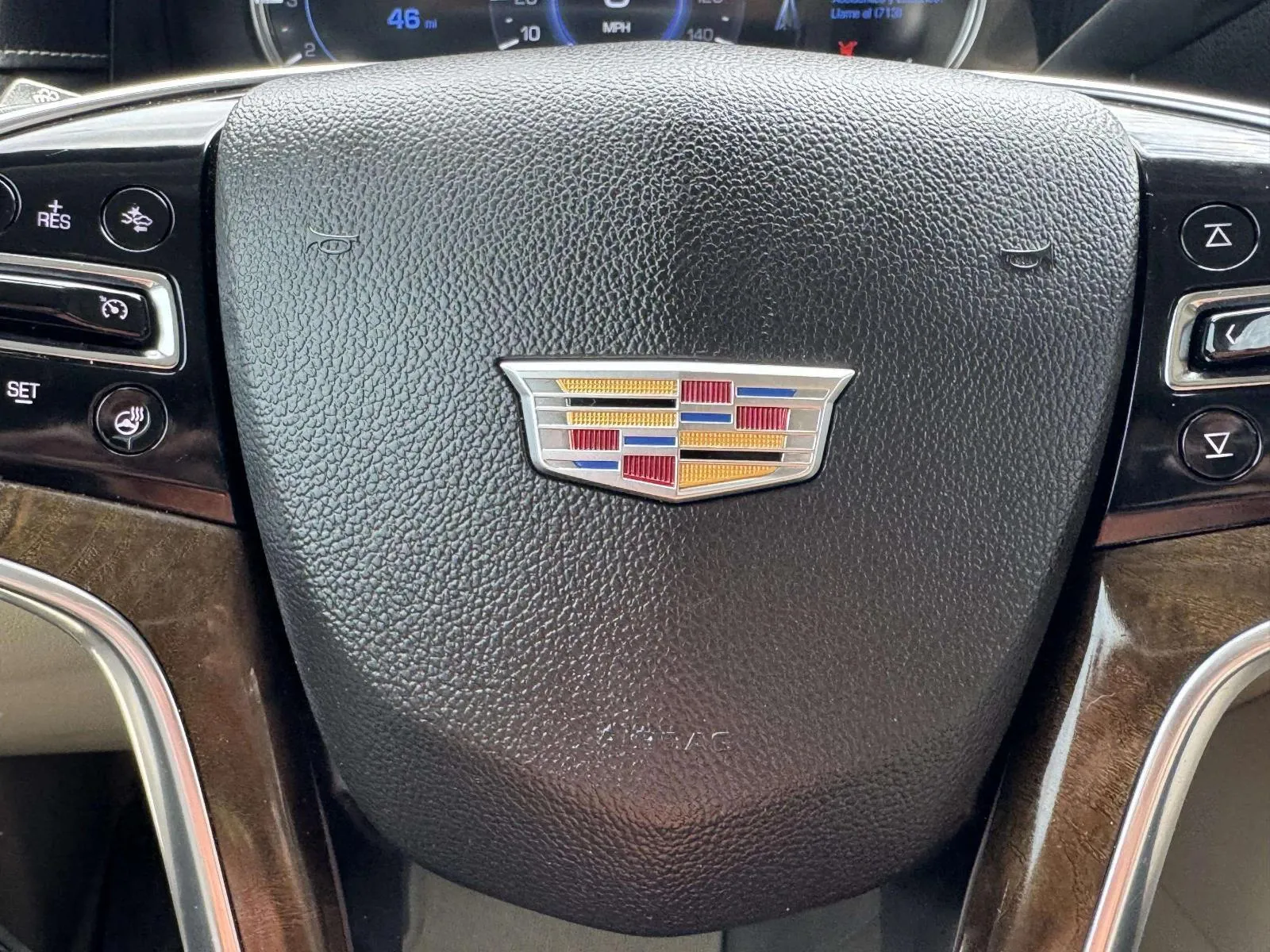 Cadillac Escalade photo 28