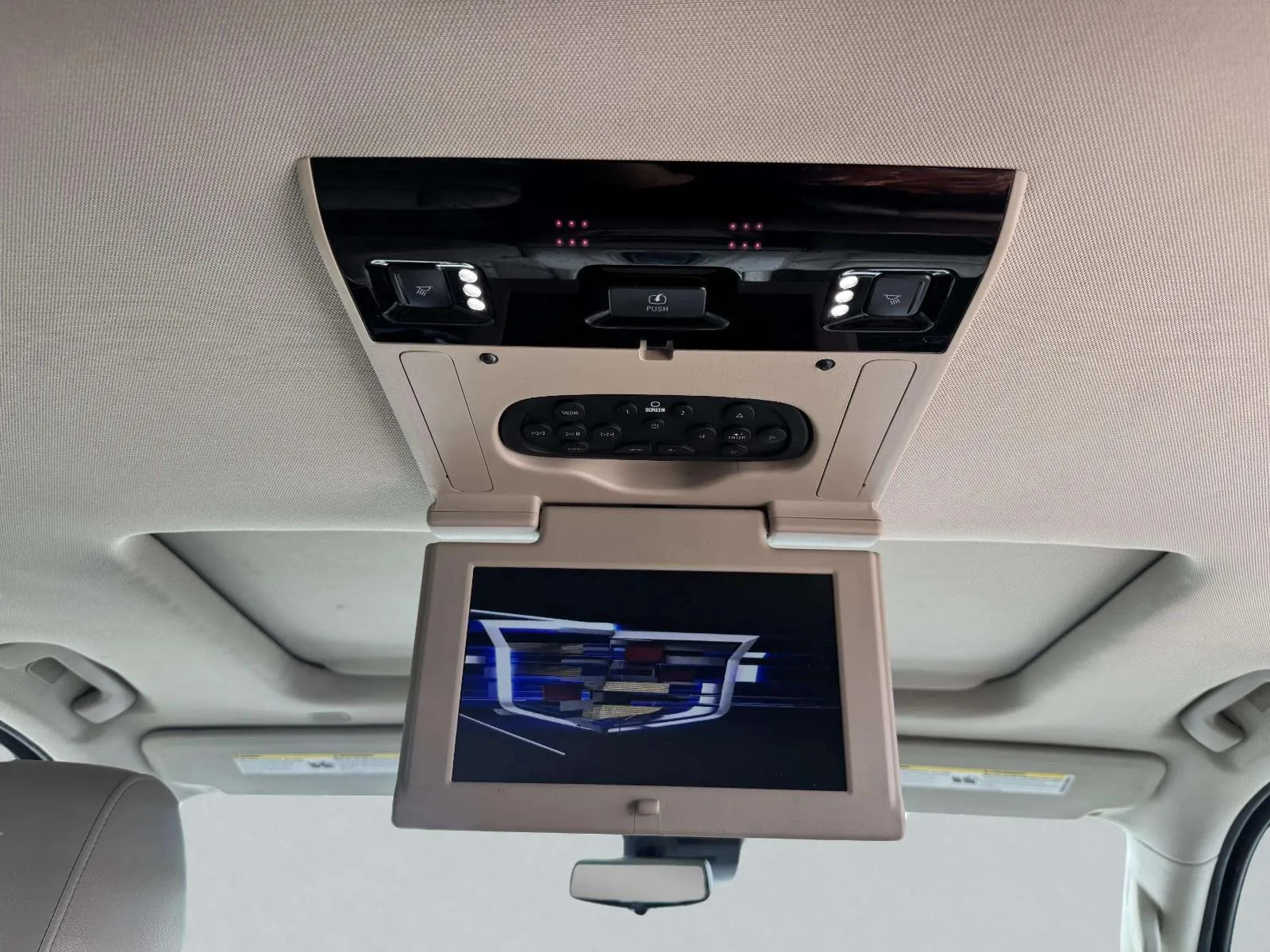 Cadillac Escalade photo 51