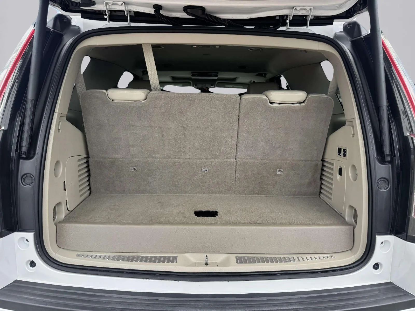 Cadillac Escalade photo 61